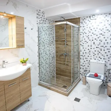 Kaiafas Luxury Philoxenia דירה Néa Péramos